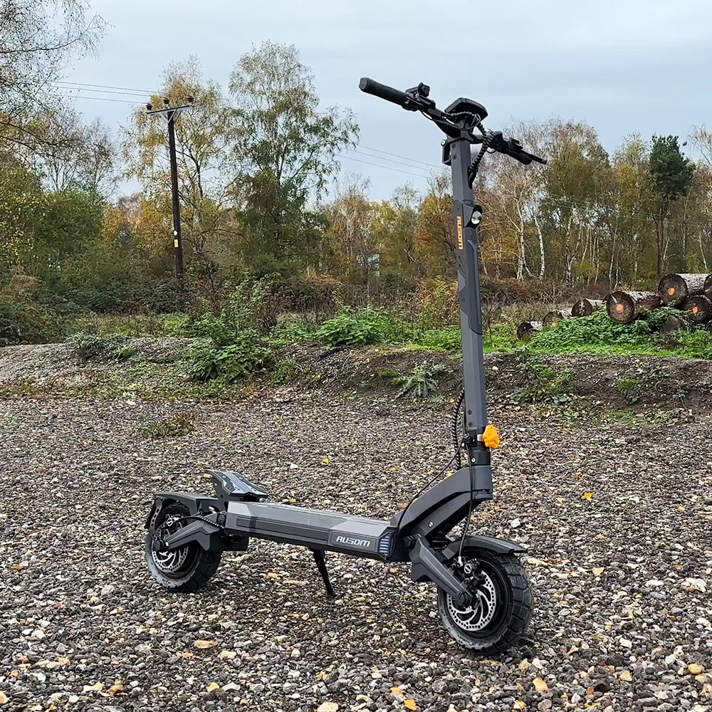 Ausom DT2 Pro Dual Motor E-scooter - Image 3