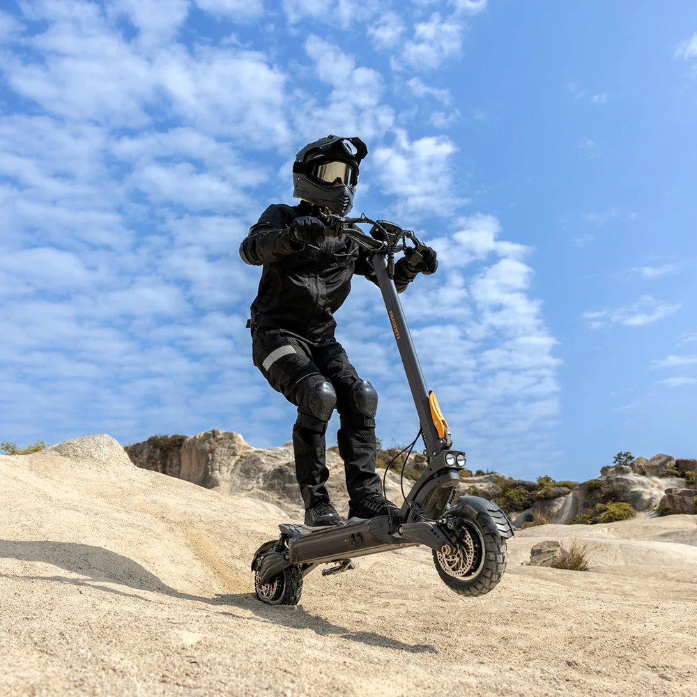Ausom F1 Max Electric Scooter - Image 3